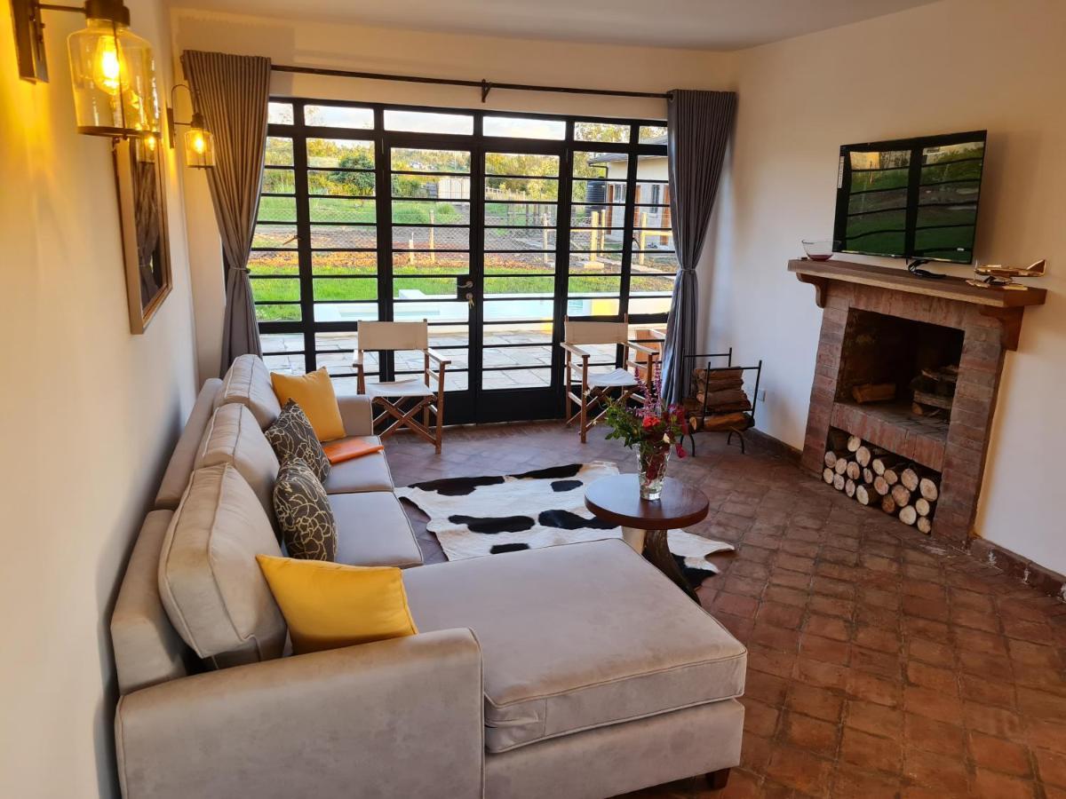 The Landing Nanyuki Cottages Buitenkant foto