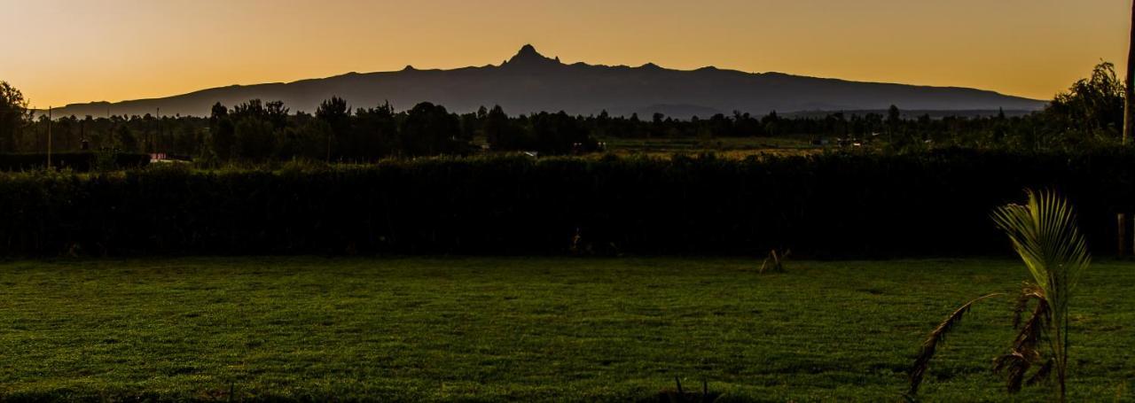 The Landing Nanyuki Cottages Buitenkant foto