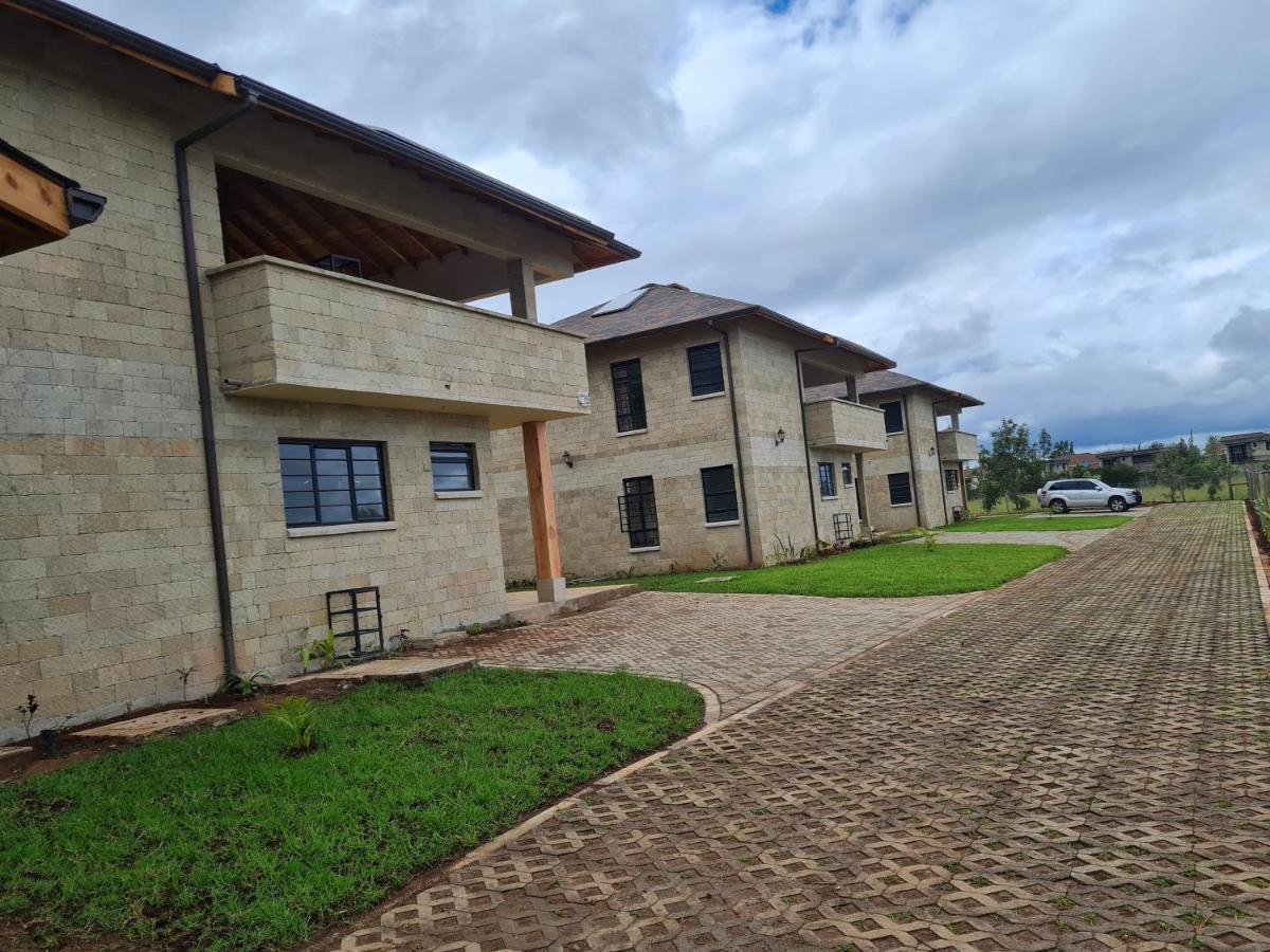 The Landing Nanyuki Cottages Buitenkant foto